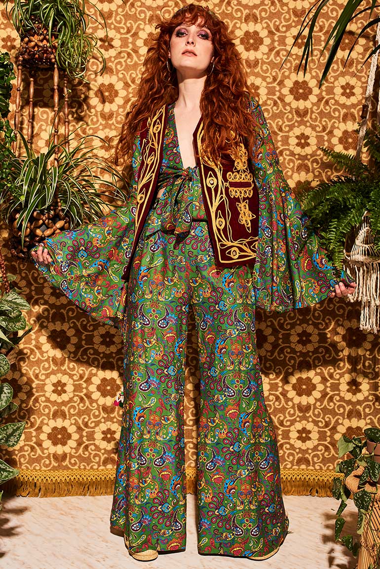 Wiggle Wiggle Green Paisley Wide Leg Trousers – The Hippie Shake